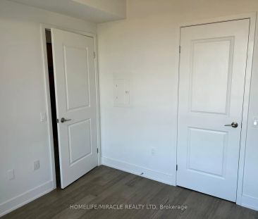 202 Burnhamthorpe Road E #1405 W - Photo 2