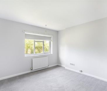 3 bedroom detached house to rent - Photo 5