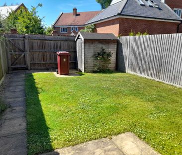 Old Common Close, Birdham - Photo 2
