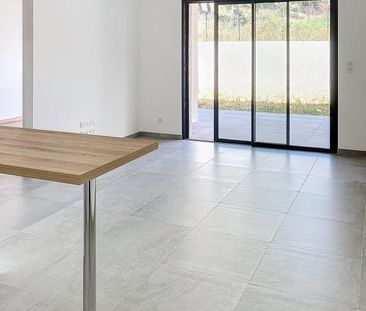 Location Appartement 2 pièces 45m² AJACCIO 20090 - Photo 2