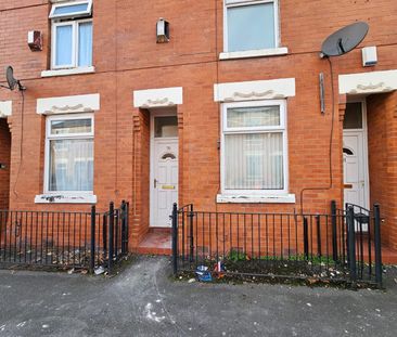 2 Bed Terraced House, Cobden Street, M9 - Photo 3