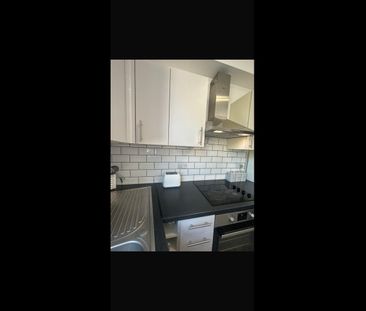 Room in a Shared Flat, Finchley Road, NW2 - Photo 6