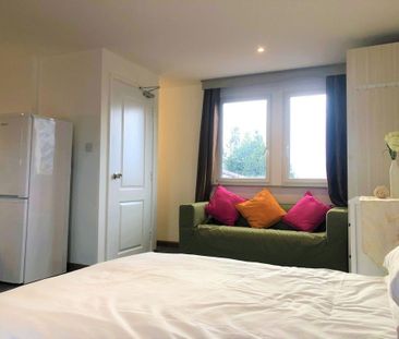 Studio to rent - Photo 3