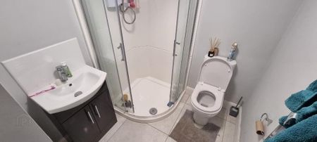 Apt 1, 23 Fitzroy Avenue, Belfast, BT7 1HS - Photo 2