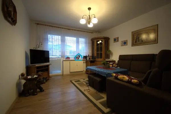 PRZYTULNE, PRZESTRONNE 3 POKOJOWE z balkonem - Photo 1