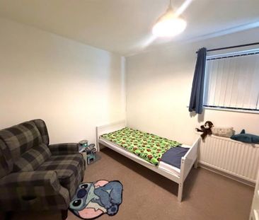 2 Bedroom Terraced To Let - Photo 4
