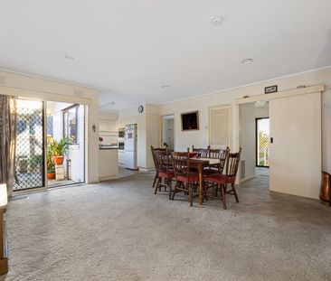 Classic family home in ideal location - Photo 4