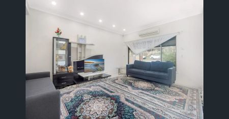 3 Bedroom plus study - Photo 4