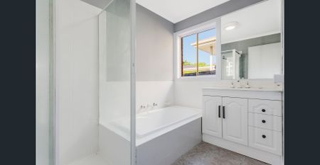 Modern Home Near Monash University - Photo 5