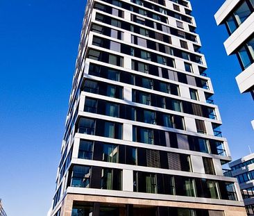 Außergewöhnliche 2,5-Zimmer-Wohnung mit tollem Ausblick im höchsten Wohnhaus Stuttgarts - Foto 1