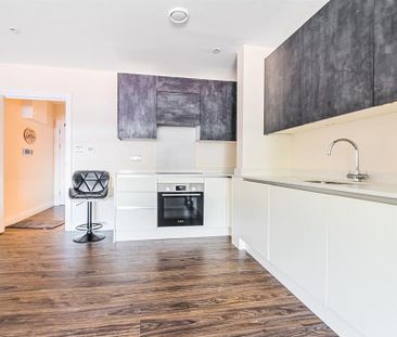 Studio to rent - Photo 4