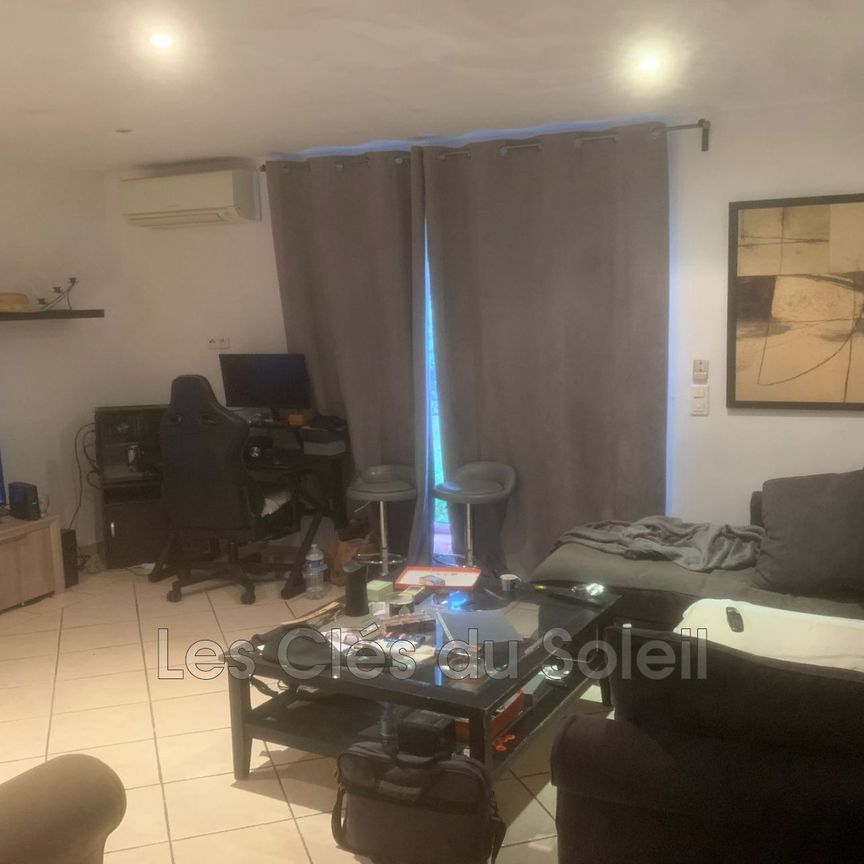 Location appartement 3 pièces 55 m² Sainte-Maxime - Photo 1