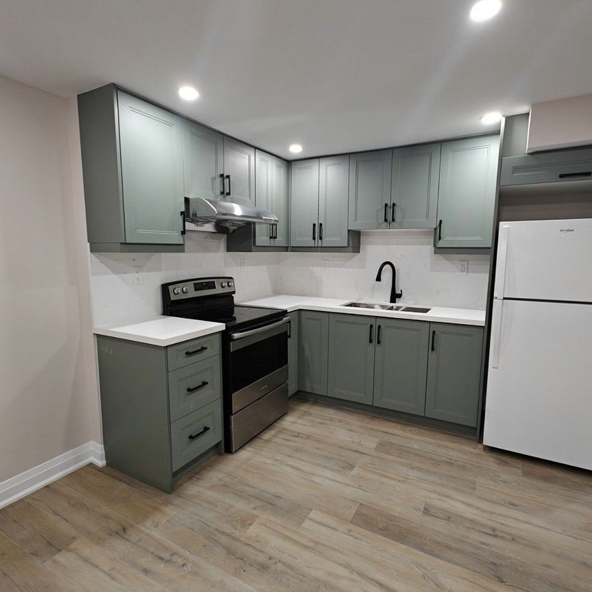 For Lease - 3756 Althorpe Circle Unit# Basement, Mississauga, Ontario - Photo 1