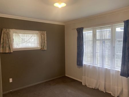 Trentham Living - Photo 2