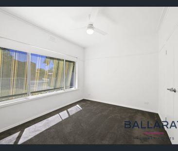 Renovated Three Bedroom Home with Plenty of Parking - Photo 3