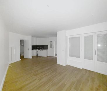 Rental Apartment Paris 9th Faubourg-Montmartre - Photo 2