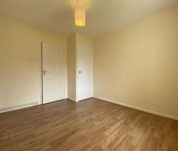 70 Lawnmount Crescent, Lisburn, BT27 4TU - Photo 3