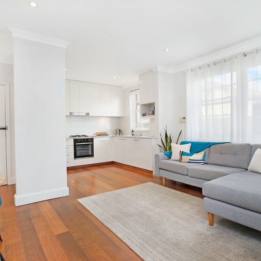 11/126 Francis Street, Bondi Beach NSW 2026 - House For Rent | Domain - Photo 1