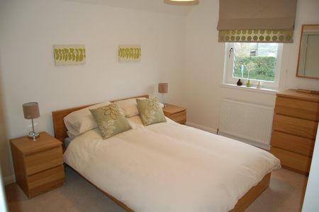 2 bedroom apartment to rent - Photo 2