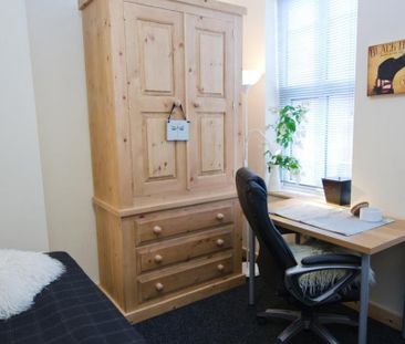 4 bedroom flat to rent - Photo 5