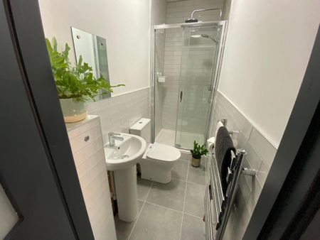 5 bedroom house to rent - Photo 3