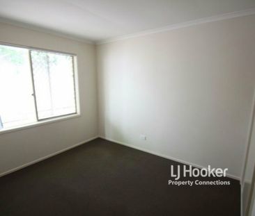 BEAUTFUL FAMILY HOME IN A PRIME LOCATION! - Photo 6