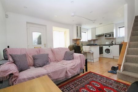 1 bedroom terraced house to rent - Photo 3