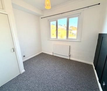2 bedroom property to rent - Photo 2