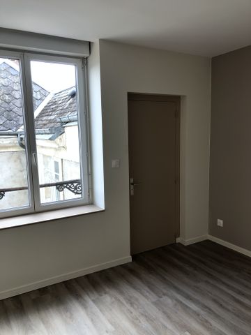 Location Appartement 2 pièces 42m² JARGEAU 45150 - Photo 5
