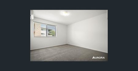 Light-Filled Two-Bedroom Apartment in Prime Coorparoo Location - Photo 5