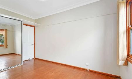 “Corner Comfort Meets Everyday Convenience” - Photo 3