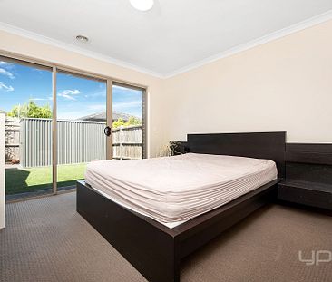 39 Aspire Boulevard, Fraser Rise - Photo 1