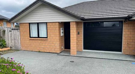 Modern 3-Bedroom Family Home in Ruakākā - Photo 5