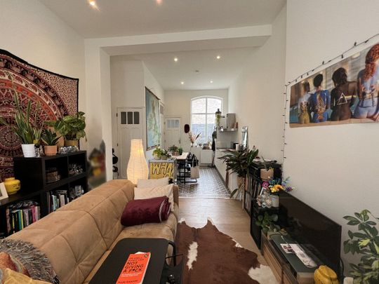 WONING MET 2 SLAAPKAMERS EN TERRAS IN CENTRUM - Photo 1