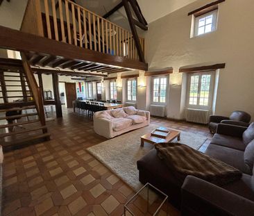 Location maison 6 pièces 351.81 m2 à Èvres - Photo 2