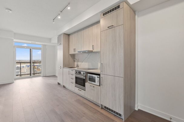 For Lease - 60 Honeycrisp Crescent Unit# 720, Vaughan, Ontario - Photo 1