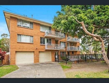 Massive! Huge! Renovated! - Photo 5