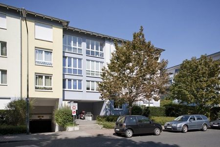 Hier komme ich gerne nach Hause: Schöne 2-Zimmerwohnung mit Balkon - Foto 2