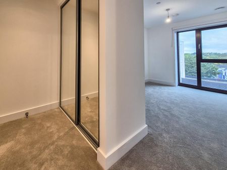 2 bedroom apartment to rent - Photo 2