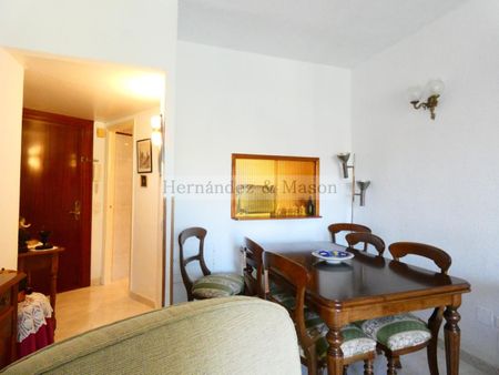 Apartamento en alquiler en Puerto Marina - Photo 2