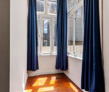 Superb Apartment with Parking - Photo 5