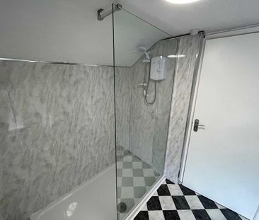 89 Circular Road, Larne, BT40 3AQ - Photo 6