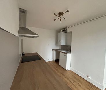 Location Appartement 2 pièces 47m² LE HAVRE 76600 - Photo 1