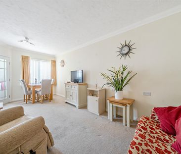 Nicholls Lodge, Bishop’s Stortford - Photo 2