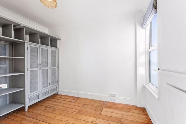 4 bedroom terraced house to rent - Photo 1