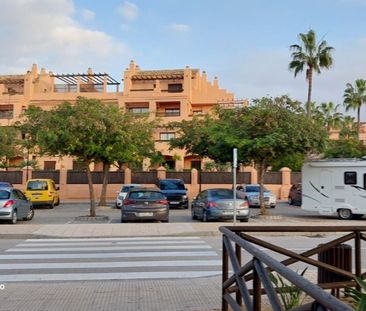 2 Bedroom Apartment For Rent in Hacienda del Sol, Málaga - Photo 5