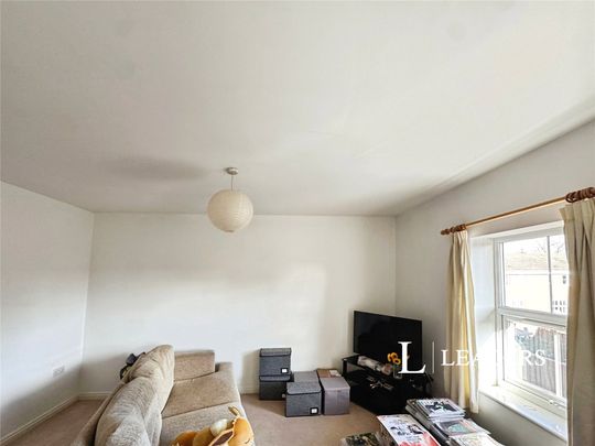 2 bedroom apartment to rent Lambert Crescent, Nantwich, CW5 - Photo 1