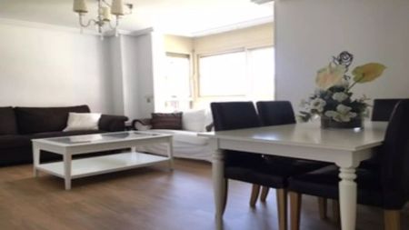 Modern 2-bedroom apartment for rent in Montecarmelo - Photo 5