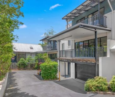 “Modern Townhouse in Ironside School Catchment” - Photo 2