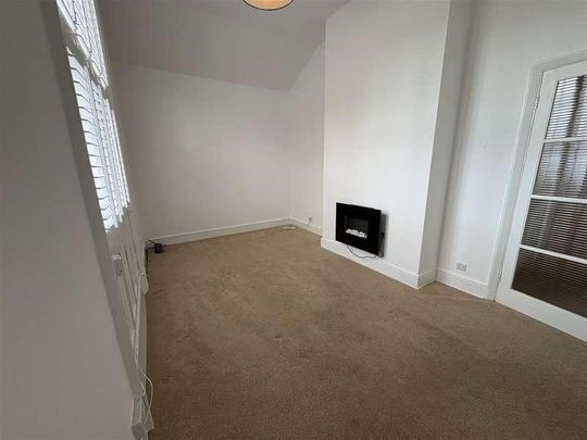 The Crescent, Scarborough, YO11 - Photo 1